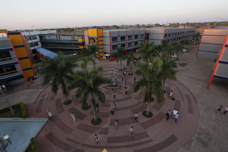 Exame de Bolsas UNITRI concede descontos de até 100% durante toda a graduação