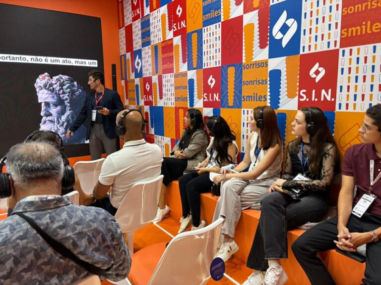 Profissionais da Odontologia marcaram presença no 43º CIOSP