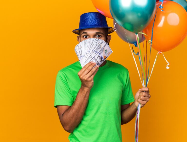 Mais da metade dos bares e restaurantes de Minas projeta aumento no faturamento durante o Carnaval de 2026