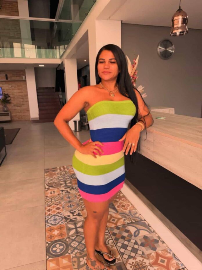 Influenciadora denuncia invasão de privacidade e venda ilegal de conteúdos íntimos na internet