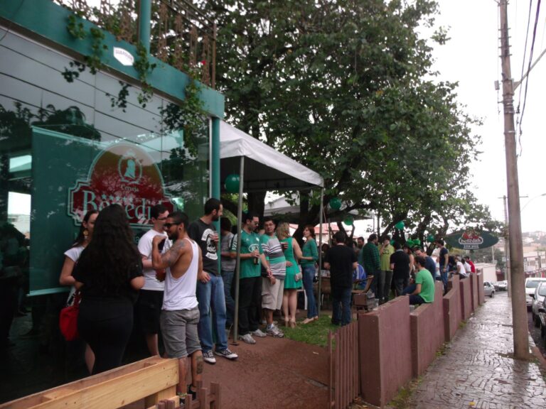 Cervejaria Benedith Resgata Tradição Irlandesa com Três Dias de Celebração no St. Patrick’s Day
