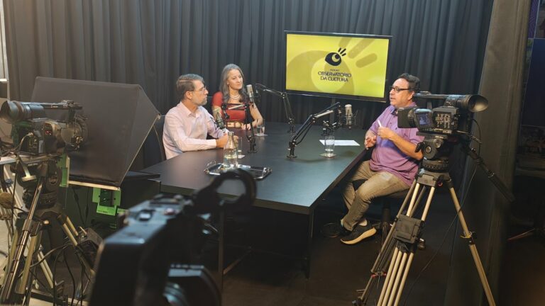 Observatório da Cultura: o podcast que conecta arte, economia e desenvolvimento humano sustentável chega à TV e Rádio Universitária