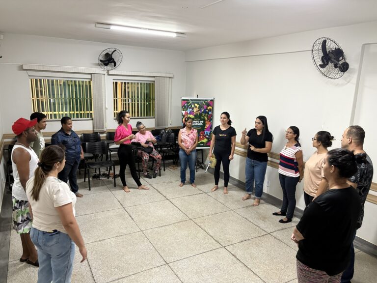Oficina de teatro para pessoas surdas e ensurdecidas acontece no dia 11 de julho no Ponto dos Truões