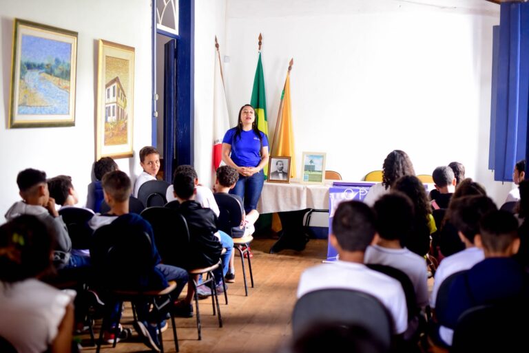 CUTUCAR transforma patrimônio histórico em sala de aula e forma novas gerações de guardiões da memória cultural de Paracatu